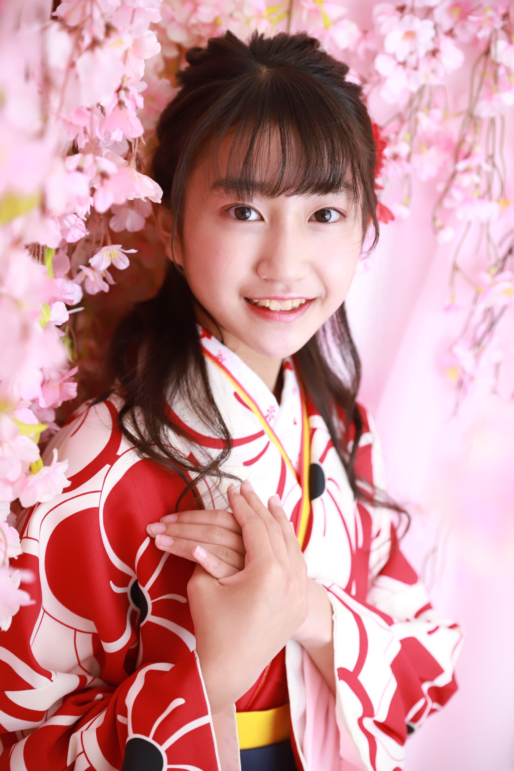 伊豆の国市の小学校卒業式で袴レンタル♪桜のスタジオで撮影
